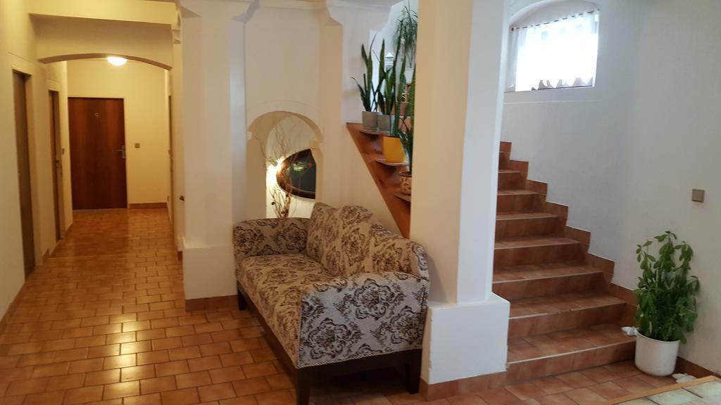 Pension U Dubu Франтишкови-Лазне Экстерьер фото